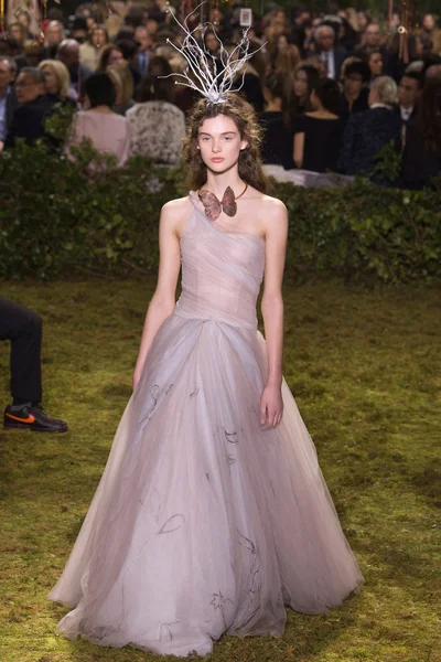 Look 34